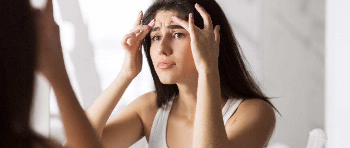 घरातील ट्यूबलाईटमुळेही येऊ शकतात चेहऱ्यावर  सुरकुत्या, जाणून घ्या कारण