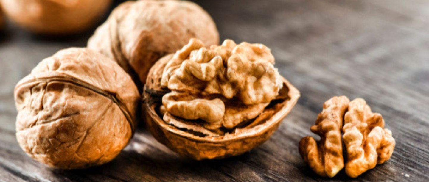 Walnut Benefits In Marathi